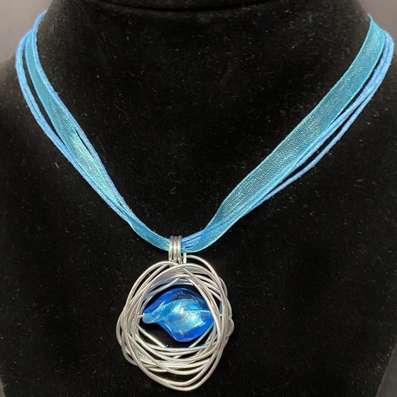 Stunning Blue Glass Twisted Bead Wire Wrapped Necklace Handcrafted by Artisan - Picture 5 of 7